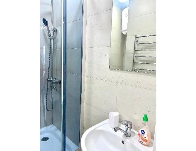 Жк Светлопарк Apartment Kyiv Exterior photo